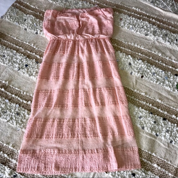 Miguelina Dress - Picture 3 of 6